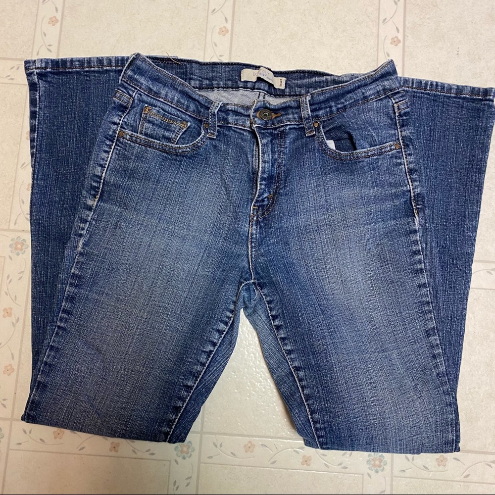 Women's Levi Blue Jeans 515 Boot Cut Size 4 S/C